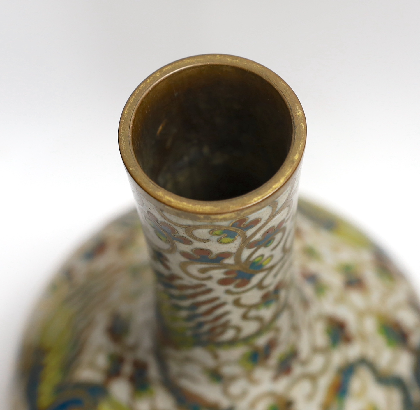 A Chinese cloisonné enamel bottle vase, 29cm